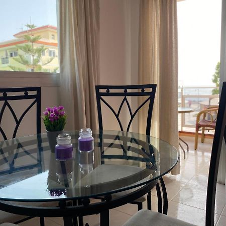 Seaside Apartment With Balcony Las Galletas Eksteriør billede
