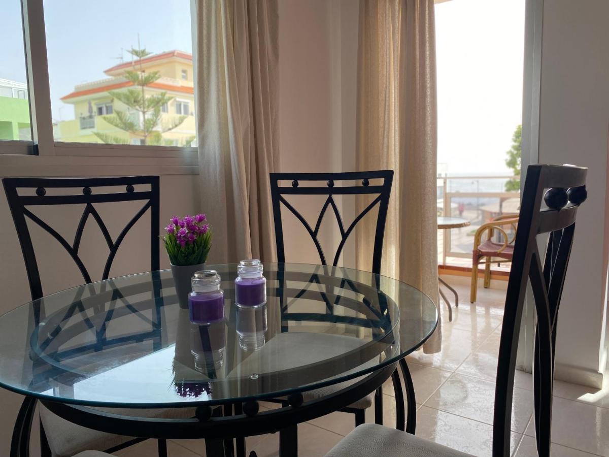 Seaside Apartment With Balcony Las Galletas Eksteriør billede